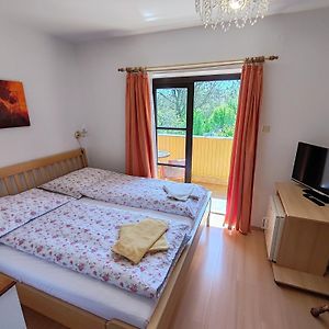 Kamer met een King Size Bed